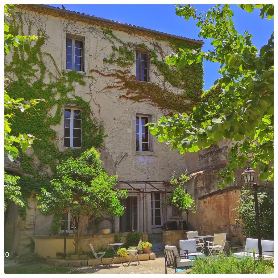 לינה וארוחת בוקר בובר La Vigneronne Des Costieres מראה חיצוני תמונה